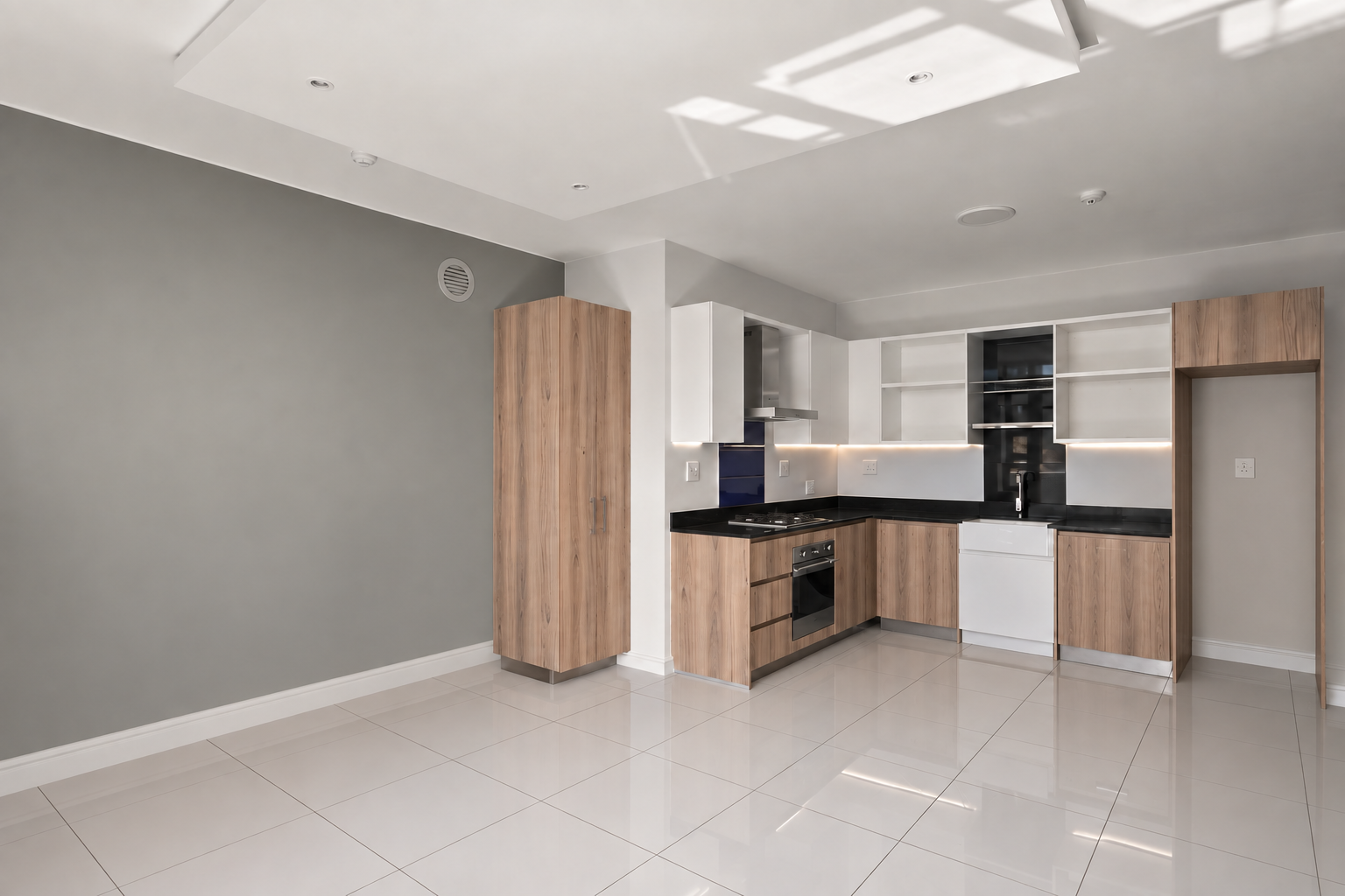 The same apartment living room before furniture is added